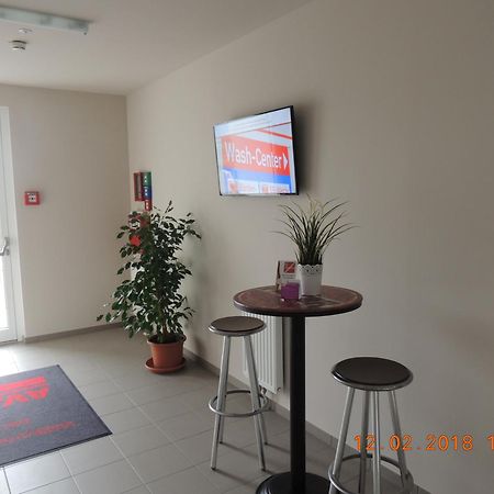 Avia Motel Bisamberg Korneuburg Szoba fotó