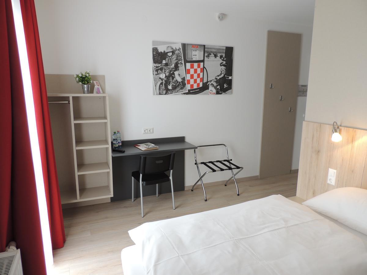 Avia Motel Bisamberg Korneuburg Kültér fotó